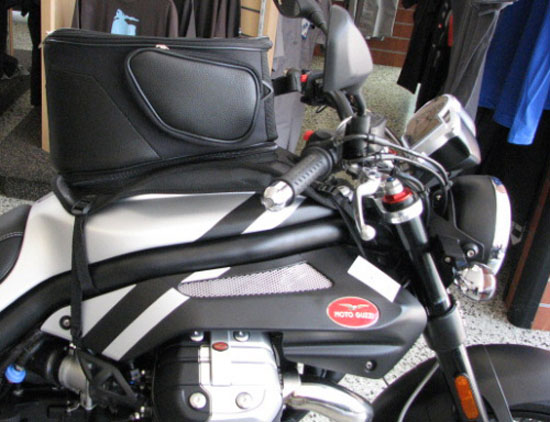 moto guzzi griso luggage